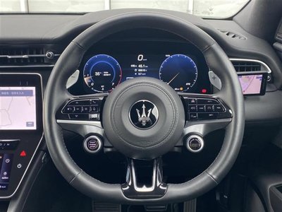 صورة 4 لـ 2023 Maserati GRECALE