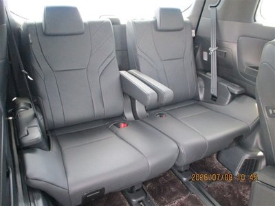 2024 Toyota ALPHARD — фото 12