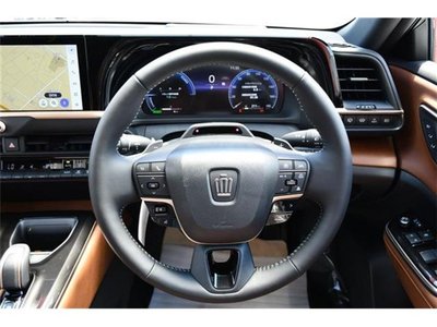 صورة 15 لـ 2025 Toyota CROWN ESTATE