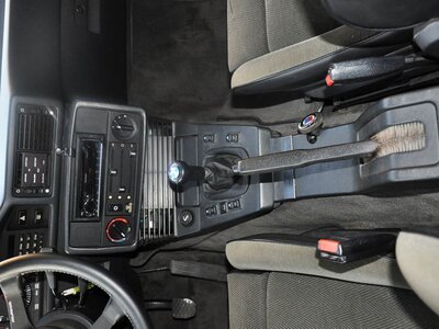 صورة 29 لـ 1986 BMW 5 SERIES
