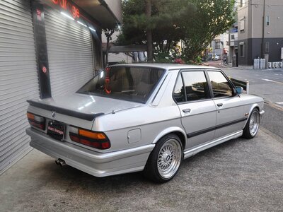 صورة 5 لـ 1986 BMW 5 SERIES