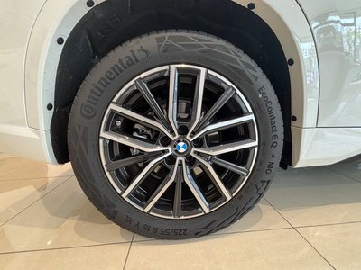 2025 BMW X1 photo 7