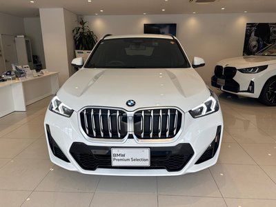 2025 BMW X1 photo 2