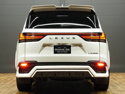 2024 Lexus LX — фото 17