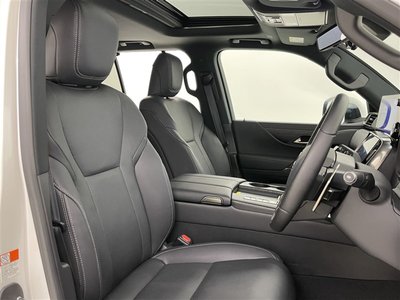 2023 Lexus LX photo 2