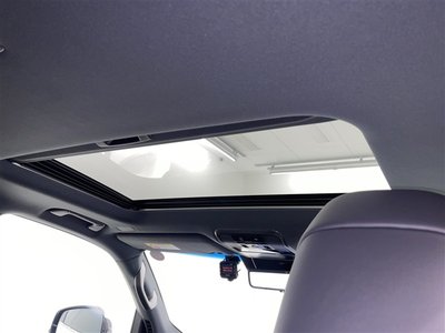 2023 Lexus LX photo 4
