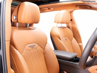 2021 Bentley BENTAYGA — фото 14