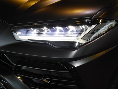 صورة 15 لـ 2019 Lamborghini URUS