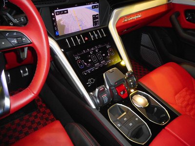صورة 26 لـ 2019 Lamborghini URUS