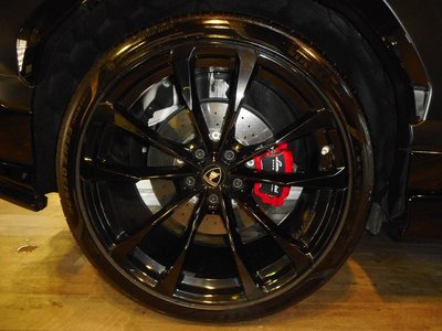 صورة 13 لـ 2019 Lamborghini URUS