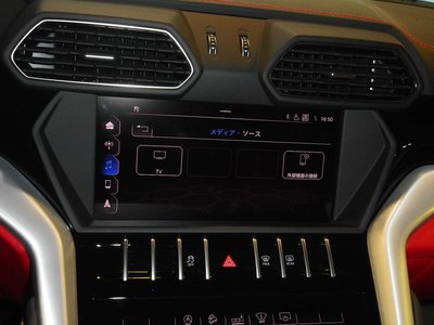صورة 22 لـ 2019 Lamborghini URUS