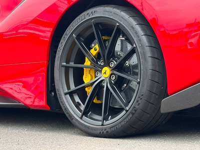 صورة 10 لـ 2019 Ferrari 488 PISTA