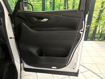 صورة 36 لـ 2024 Toyota ALPHARD