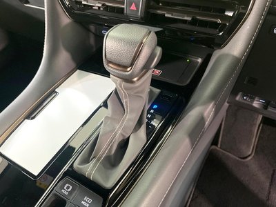 صورة 53 لـ 2024 Toyota ALPHARD