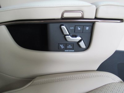 2025 Toyota ALPHARD 照片 23