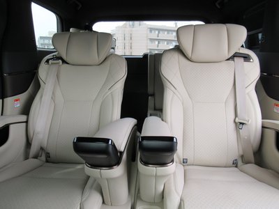 2025 Toyota ALPHARD 照片 19
