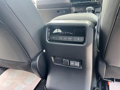 2026 Toyota LAND CRUISER 250 照片 18
