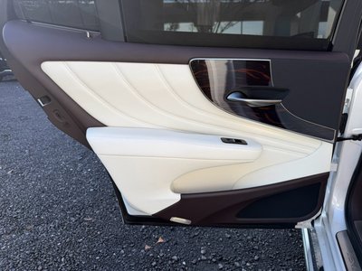 2018 Lexus LS thumbnail 70