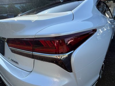2018 Lexus LS thumbnail 24