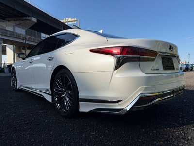 2018 Lexus LS thumbnail 30