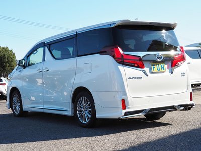2021 Toyota ALPHARD — фото 6