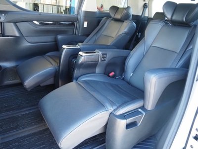 2021 Toyota ALPHARD — фото 36