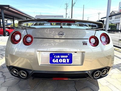 صورة 6 لـ 2015 Nissan GT-R