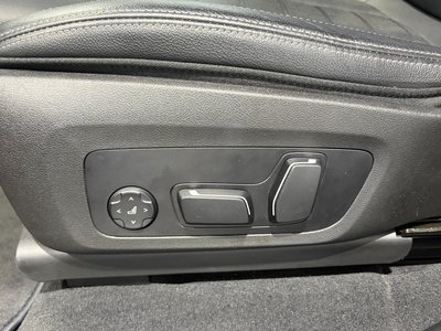 2024 BMW X4 thumbnail 18