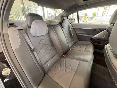 2026 BMW 5 SERIES — фото 16