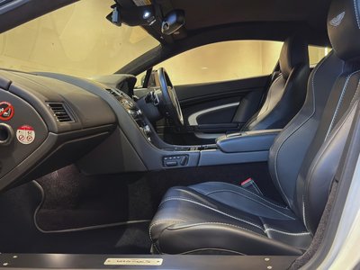 2014 Aston Martin V12 VANTAGE 照片 25