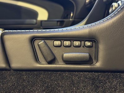 2014 Aston Martin V12 VANTAGE 照片 30
