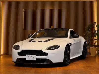 2014 Aston Martin V12 VANTAGE photo 1