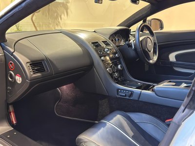 2014 Aston Martin V12 VANTAGE 照片 23