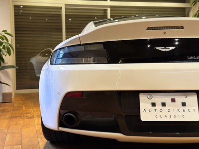 2014 Aston Martin V12 VANTAGE photo 11
