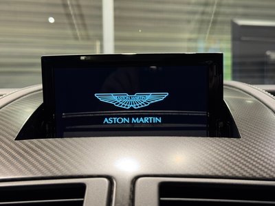 2014 Aston Martin V12 VANTAGE 照片 50