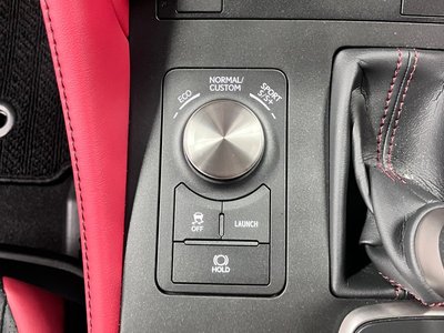 2024 Lexus RC F — миниатюра 31