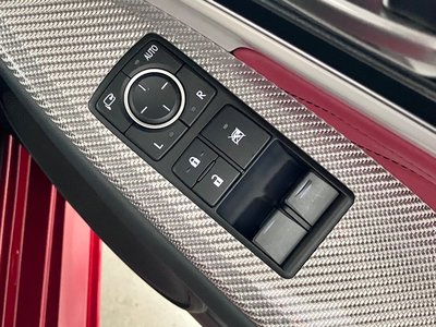 2024 Lexus RC F — миниатюра 42