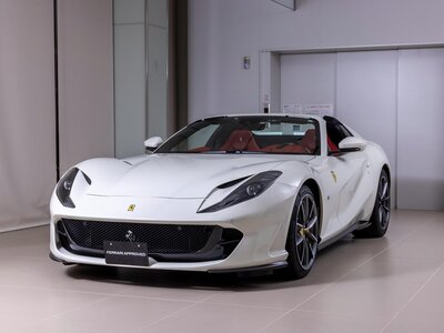 2021 Ferrari 812 GTS — фото 1