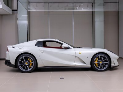 2021 Ferrari 812 GTS — фото 14