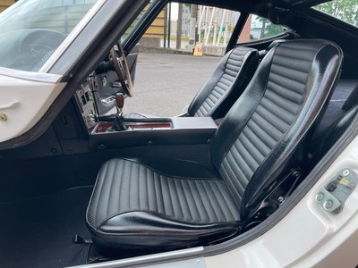 1968 Toyota 2000GT 照片 12