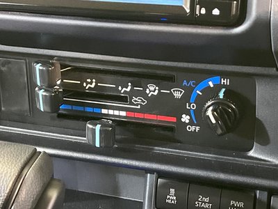 2024 Toyota LAND CRUISER 70 照片 31