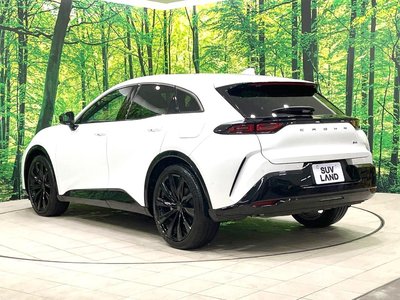 2025 Toyota CROWN SPORT 照片 31