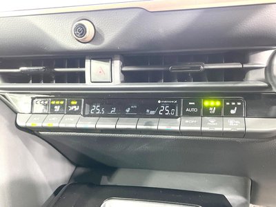 2025 Toyota CROWN SPORT 照片 56