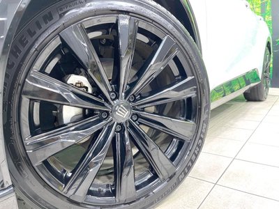 2025 Toyota CROWN SPORT 照片 16