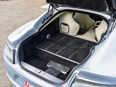 صورة 33 لـ 2010 Aston Martin RAPIDE