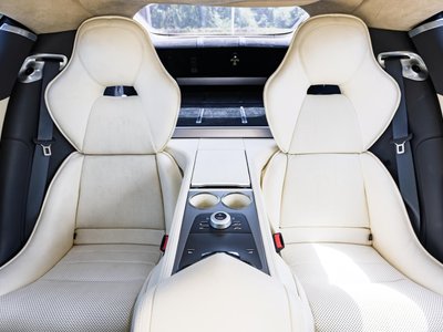 صورة 18 لـ 2010 Aston Martin RAPIDE
