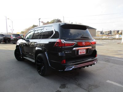 صورة 86 لـ 2015 Lexus LX