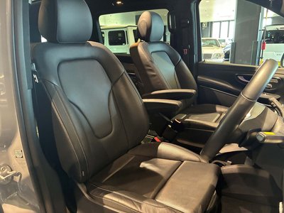 2025 Mercedes-BENZ V-CLASS photo 11