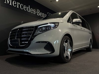 2025 Mercedes-BENZ V-CLASS photo 6