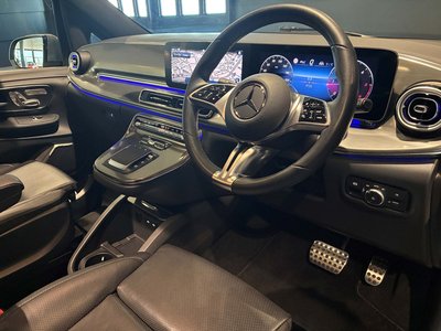2025 Mercedes-BENZ V-CLASS photo 10